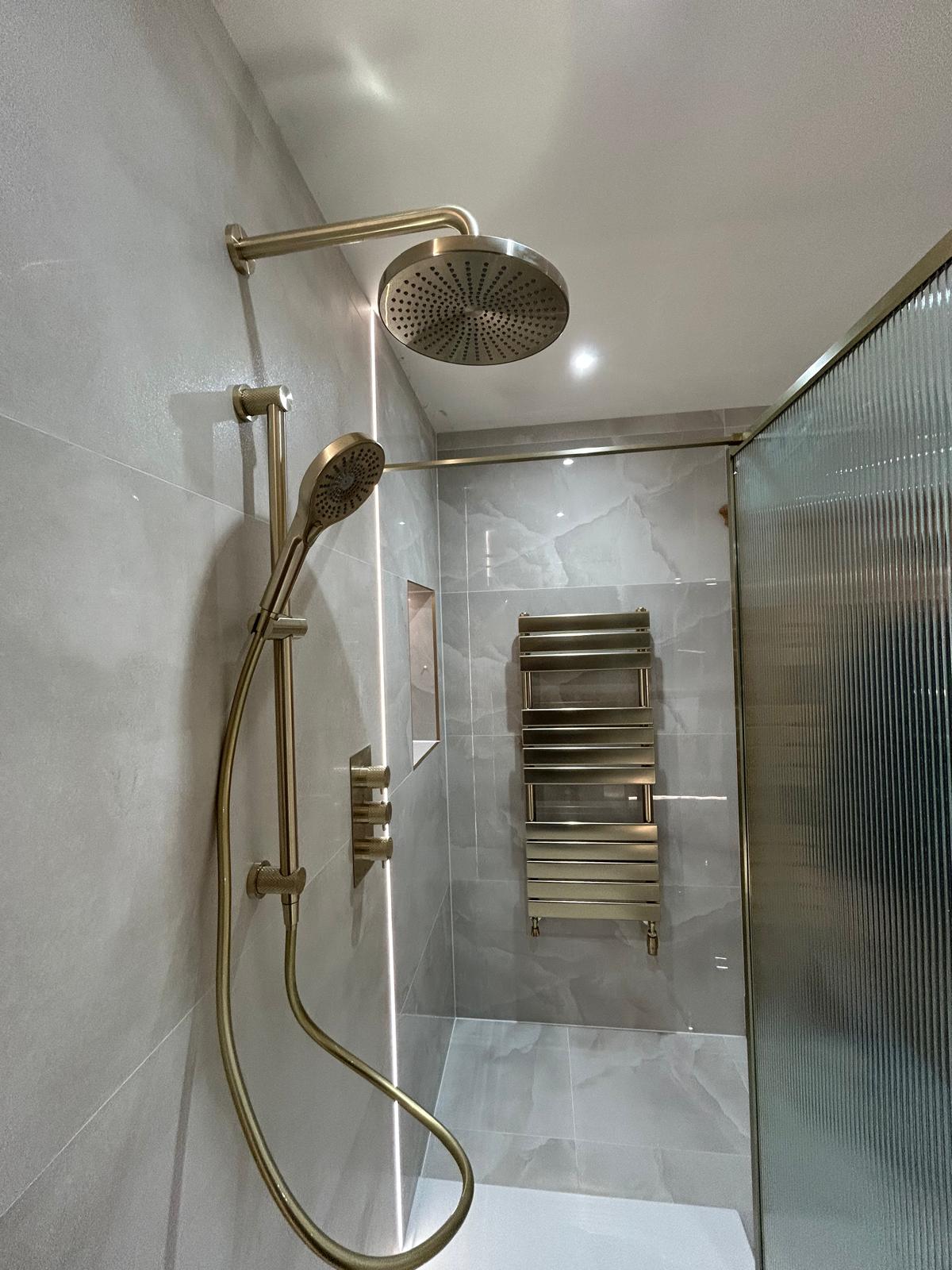 Fittings and glass detail